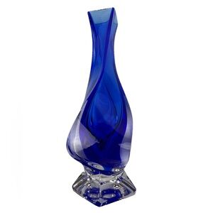 VTG Royal Gallery Style 1995 Crystal Blue Spiral Bud Footed Vase 9” Italy READ